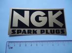 sticker oud NGK SPARK PLUGS race motor auto scooter retro, Verzamelen, Verzenden, Zo goed als nieuw