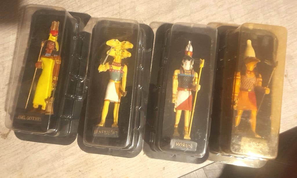 Egyptische Goden Beeldjes - Set van 4, Ophalen of Verzenden, Zo goed als nieuw, Religie