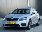 Skoda Octavia Combi 2.0 TSI RS 220PK 2014 6-bak Dealer ondh., Auto's, Skoda, Voorwielaandrijving, 4 cilinders, 1984 cc, Leder