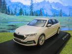 Skoda Octavia Combi - Norev Dealer-uitgave Moon White, Hobby en Vrije tijd, Modelauto's | 1:43, Ophalen of Verzenden, Nieuw, Auto