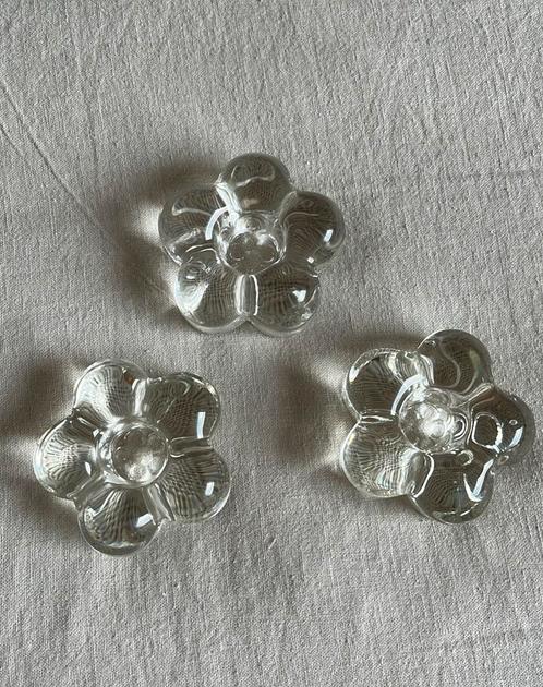 vintage glazen bloem kandelaartjes / kaarsenhouder /orrefors, Huis en Inrichting, Woonaccessoires | Kandelaars en Kaarsen, Zo goed als nieuw