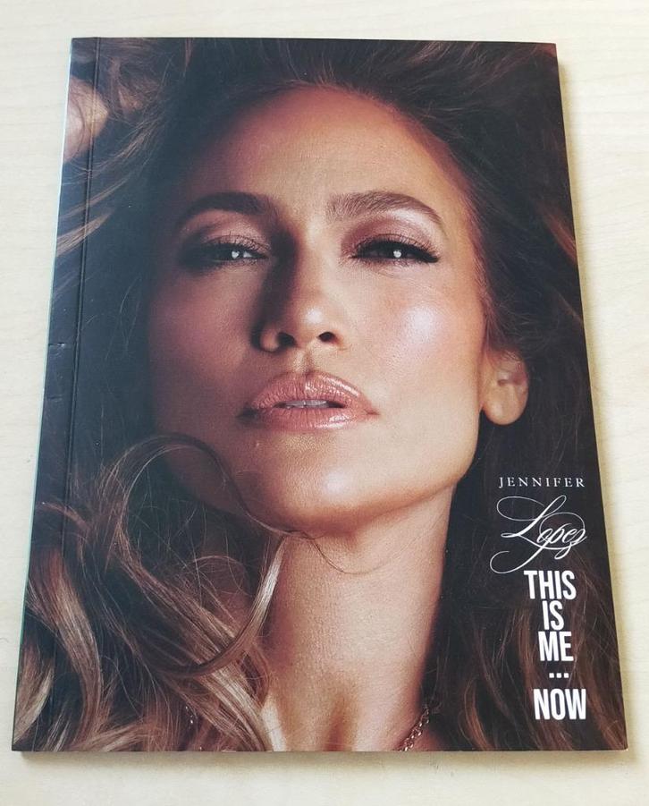 Jennifer Lopez - This Is Me ... Now CD 2023 Deluxe Boek, Cd's en Dvd's, Cd's | Pop, Gebruikt, 2000 tot heden, Boxset, Ophalen of Verzenden