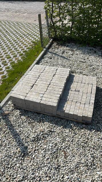 1,2 m2 Lotis gebakken waaltjes klinkers beschikbaar voor biedingen