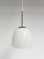 Opaalglazen Delta plafondlamp van Louis Poulsen, 1960's, Huis en Inrichting, Lampen | Plafondlampen, Gebruikt, Poulsen, Design