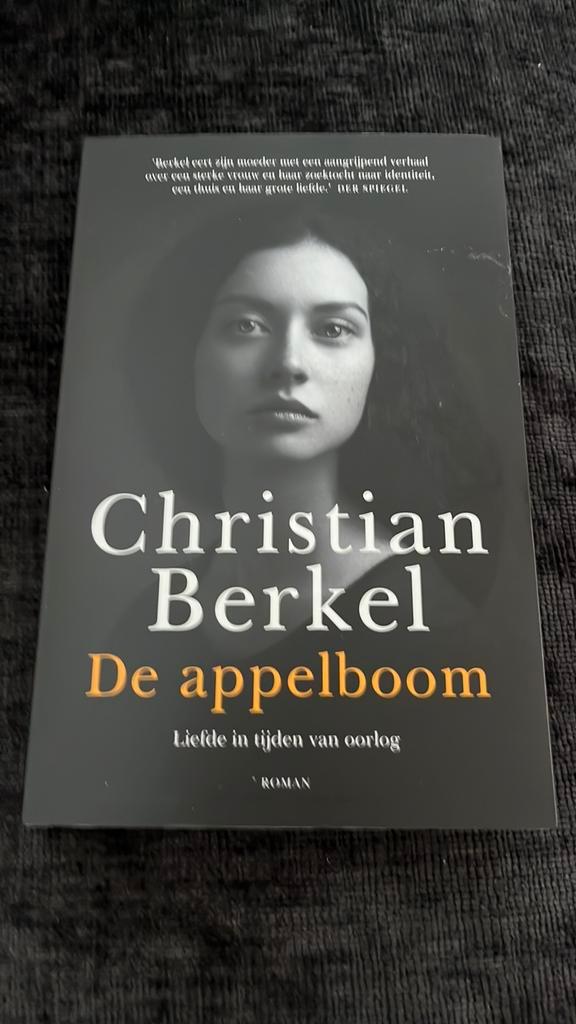 De Appelboom -Christian Berkel, Boeken, Oorlog en Militair, Zo goed als nieuw, Overige onderwerpen, Tweede Wereldoorlog, Ophalen of Verzenden