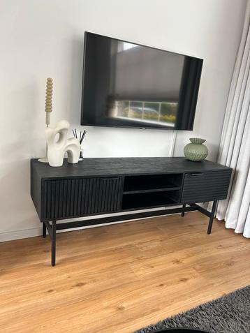 Mango Hout TV Meubel - Zo Goed Als Nieuw! beschikbaar voor biedingen