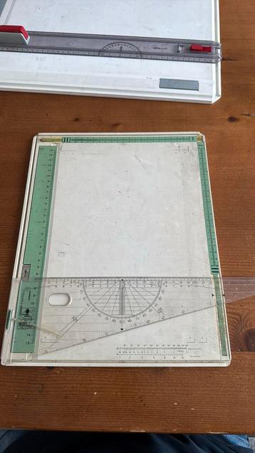 Faber castell a4 tekenbord beschikbaar voor biedingen