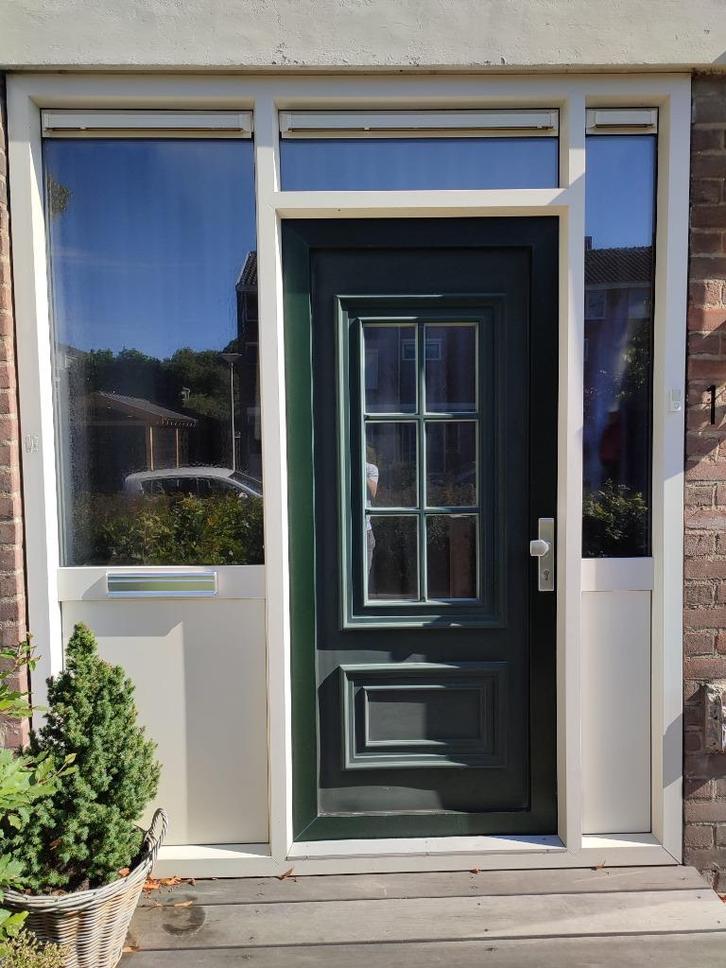 Buitendeur met kunststof kozijn, groen, met glas, 260x215 cm, Doe-het-zelf en Verbouw, Deuren en Horren, Gebruikt, Buitendeur