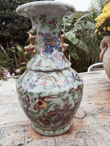 chinese celadon canton kanton vaas 19e beschikbaar voor biedingen