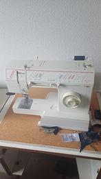Singer naaimachine, Hobby en Vrije tijd, Naaimachines en Toebehoren, Ophalen, Gebruikt, Naaimachine, Singer