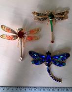 Verzameling van drie prachtige broches libellen hangers, Overige materialen, Overige kleuren, Ophalen of Verzenden, Zo goed als nieuw