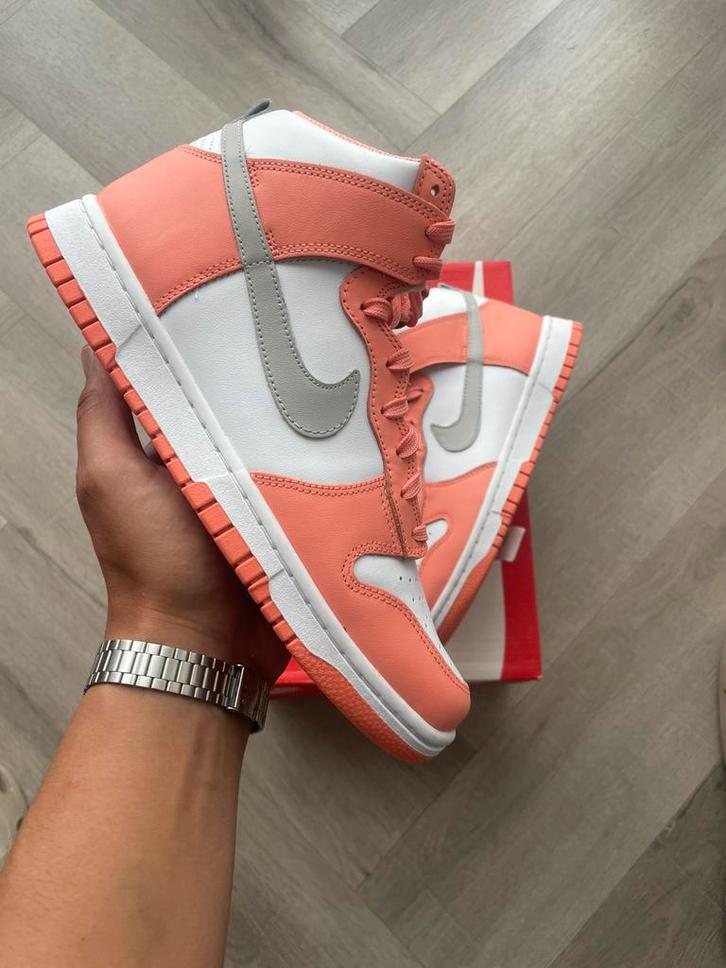 Partij Nike Dunk High Panda – 14 mooi Paar Nieuw in Doos, Kleding | Heren, Schoenen, Nieuw, Sneakers of Gympen, Zwart, Ophalen of Verzenden