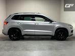 Skoda Karoq 1.5 TSI ACT Sportline Pano ACC Sfeer Canton Trek, Auto's, 65 €/maand, 4 cilinders, Bedrijf, 690 kg