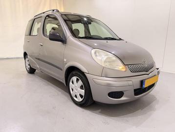 Toyota Yaris Verso 1.3 VVT-i Sol NAP (bj 2005) beschikbaar voor biedingen