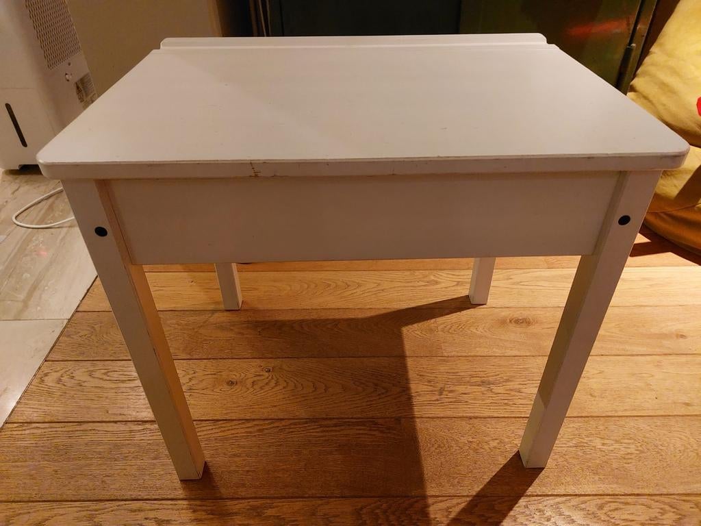 Ikea Schoolbankje met Klapdeksel - Kleuterformaat, Kinderen en Baby's, Kinderkamer | Tafels en Stoelen, Ophalen of Verzenden, Gebruikt