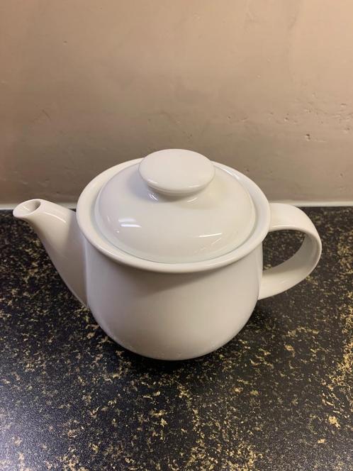 Arzberg Daily White porseleinen servies., Huis en Inrichting, Keuken | Servies, Zo goed als nieuw, Effen, Porselein, Ophalen