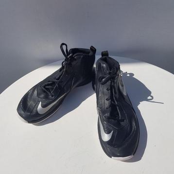 Stoere zwarte sneakers. Mt 38. merk NIKE beschikbaar voor biedingen