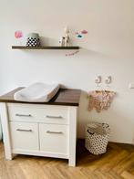 Commode en plank, Ophalen, Gebruikt, Jongetje of Meisje