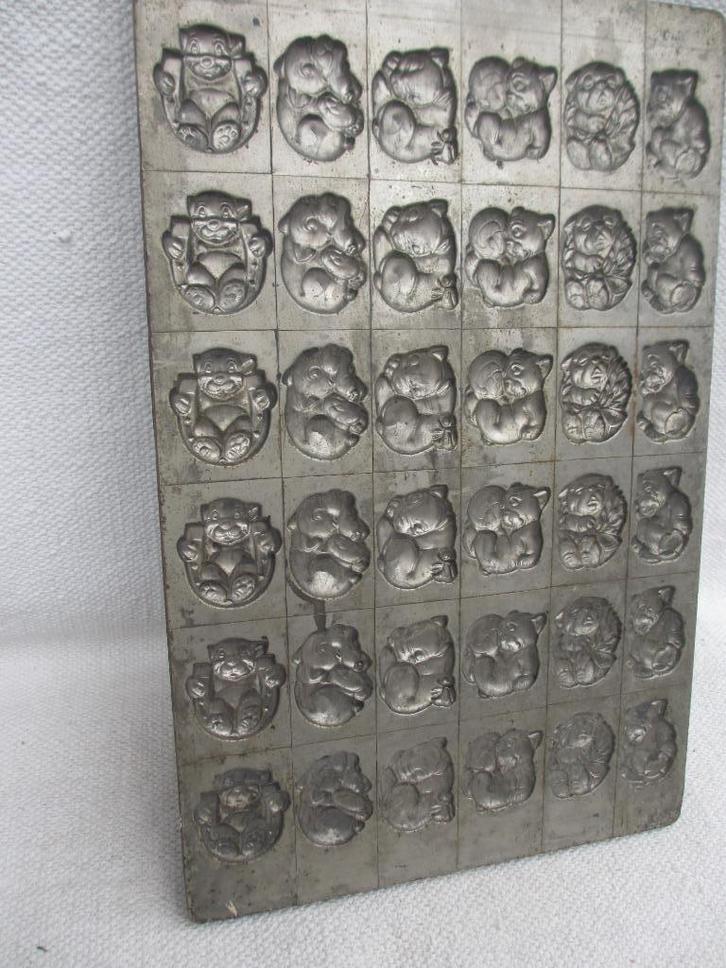Brocante Grote Chocoladevorm met 36 Vormpjes, Antiek en Kunst, Curiosa en Brocante, Ophalen of Verzenden