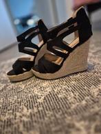 Zwarte Sandalen met sleehak-38, Zwart, Sandalen of Muiltjes, Ophalen of Verzenden, Onbekend