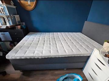 Twijfelaar boxspring bed beschikbaar voor biedingen