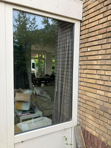 HR++ glas (78x132cm) beschikbaar voor biedingen