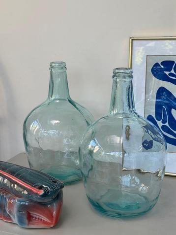 Vintage franse gistflessen lichtblauw glas vazen flessen beschikbaar voor biedingen
