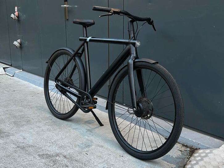 Vanmoof S3 Dark (2023), Fietsen en Brommers, Elektrische fietsen, Zo goed als nieuw, Vanmoof, 55 tot 59 cm, 50 km per accu of meer