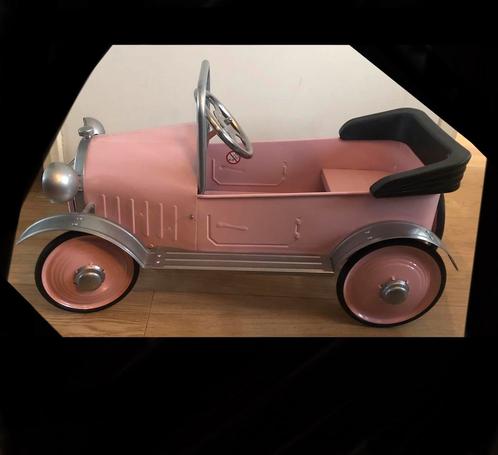 Roze retro trapauto z.g.a.n!!, Kinderen en Baby's, Speelgoed | Buiten | Voertuigen en Loopfietsen, Zo goed als nieuw, Trapvoertuig