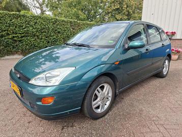 Ford Focus 1.6-16V Trend 100PK (bj 2000) beschikbaar voor biedingen