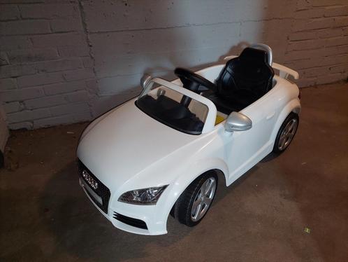 Elektrische Auto Audi TT RS Plus, Kinderen en Baby's, Speelgoed | Buiten | Accuvoertuigen, Zo goed als nieuw, Ophalen
