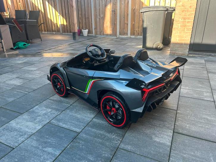 Elektrische kinder Lamborghini, Kinderen en Baby's, Speelgoed | Buiten | Accuvoertuigen, Gebruikt, Ophalen