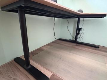 BEKANT hoekbureau rechts – zo goed als nieuw - afbeelding 5