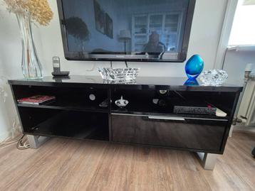 Zwarte TV-meubel