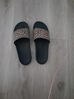 Leuke nieuwe slippers maat 41, Slippers, Mast, Zwart, Nieuw