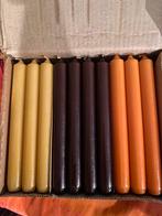 3 kilo oranje en bruine kaarsen van de Bijenkorf, Nieuw, Minder dan 25 cm, Ophalen of Verzenden, Kaars