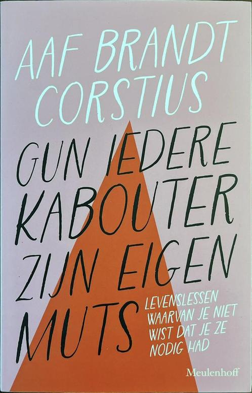Aaf Brandt Corstius - Gun iedere kabouter zijn eigen muts, Boeken, Essays, Columns en Interviews, Zo goed als nieuw, Ophalen of Verzenden