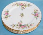 Royal Albert " Moss Rose " Dinerborden 26cm, Ophalen of Verzenden, Zo goed als nieuw, Overige stijlen, Kop(pen) en/of Schotel(s)