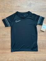 * nieuw * schitterend Nike zwart sportshirt mt 128-137, Jongen of Meisje, Ophalen of Verzenden, Nike, Nieuw