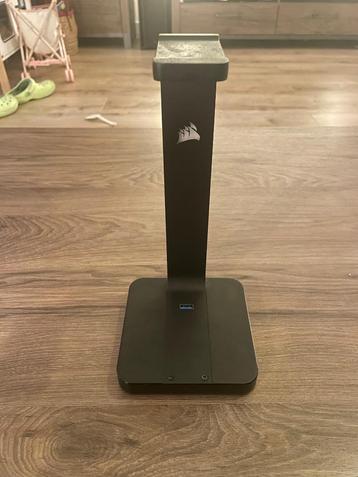 Corsair ST100 RGB - Headset Stand beschikbaar voor biedingen