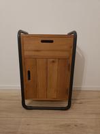 Industrieel nachtkastje Kwantum - Zo goed als nieuw!, Huis en Inrichting, Kasten | Dressoirs, Ophalen, Zo goed als nieuw, 25 tot 50 cm