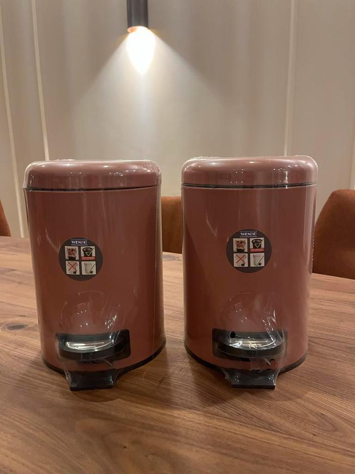 Pedaalemmer 2x - Nieuw!, Huis en Inrichting, Woonaccessoires | Prullenbakken, Nieuw, Metaal, Minder dan 50 cm, 10 tot 20 liter