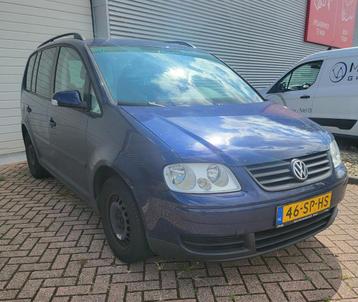 Volkswagen Touran 1.6-16V FSI Business APK 4-2026 Inruilkoop beschikbaar voor biedingen