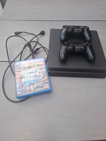 PS4 Slim 500GB + 2 Controllers + GTA 5 beschikbaar voor biedingen