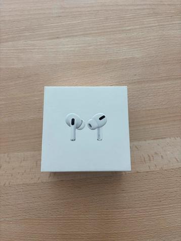 Apple AirPods Pro - 1e generatie - active noise cancelling beschikbaar voor biedingen