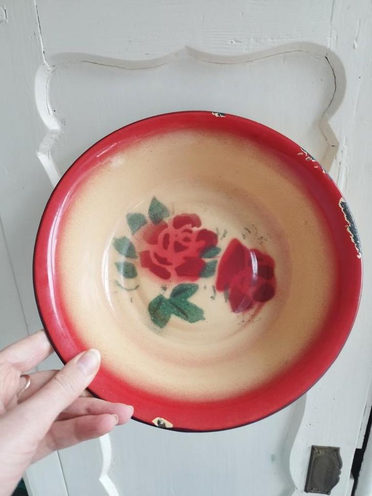 ♥️️Prachtige vintage emaille schaal met rozen, Antiek en Kunst, Antiek | Emaille, Ophalen of Verzenden