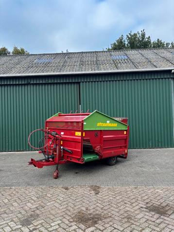 Strautmann Blokkenwagen beschikbaar voor biedingen