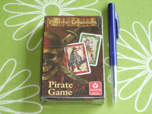 Nieuwe Pirate game - Pirates of the Caribbean, Hobby en Vrije tijd, Gezelschapsspellen | Kaartspellen, Zo goed als nieuw, Een of twee spelers