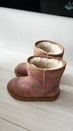 Ugg laarzen mt 28,5, Kinderen en Baby's, Ophalen of Verzenden, Zo goed als nieuw, Meisje, Laarzen