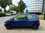 Renault Twingo 1.2 Comfort/LAGE KM MET NAP/PANORAMADAK/ELEKR, 4 cilinders, Origineel Nederlands, Bedrijf, Handgeschakeld